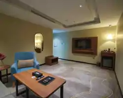 Platinum Hotel thumbnail